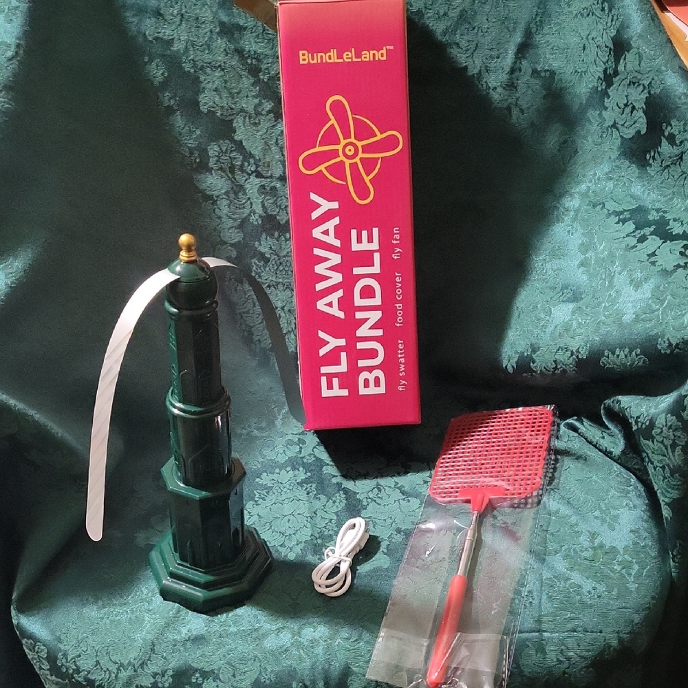 Fly Away Bundle with Green Fly Fan and Red Swatter NIB